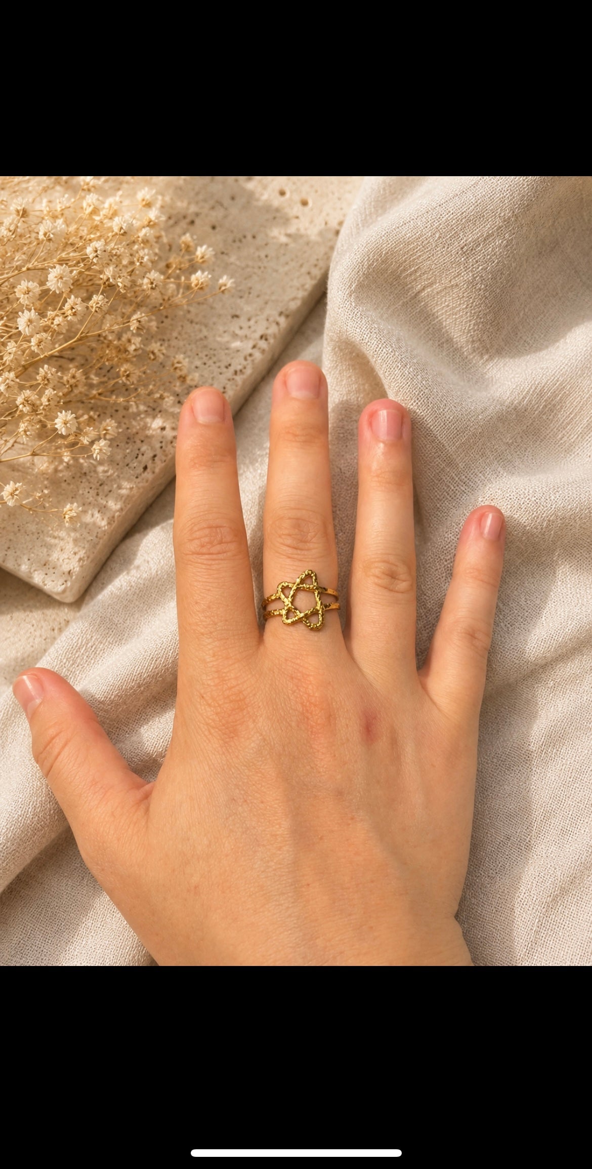 Bague Ajustable Dorée Motif Entrelacé – Élégance Moderne