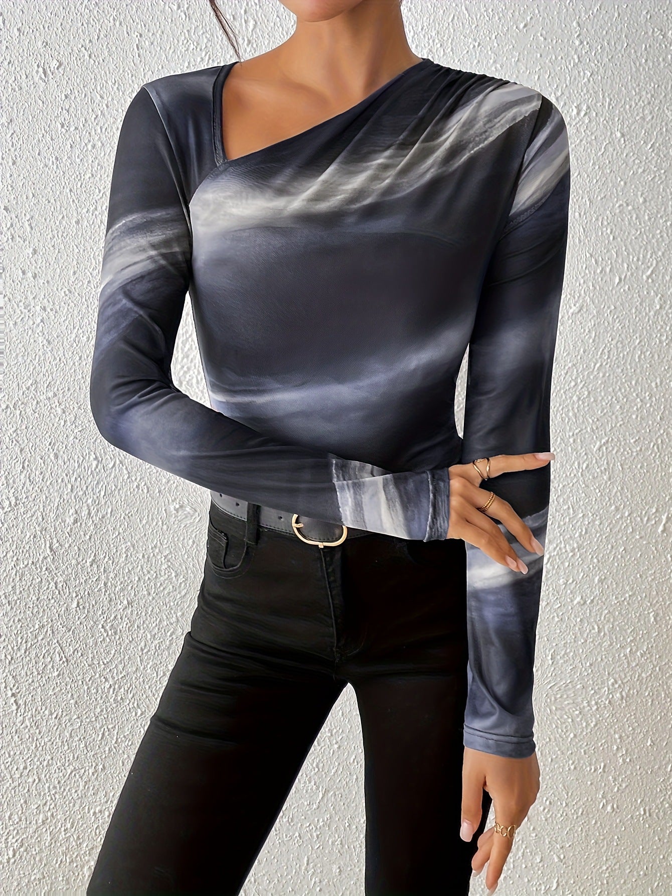 Haut Femme Dégradé Coupe Slim – Col Asymétrique Élégant