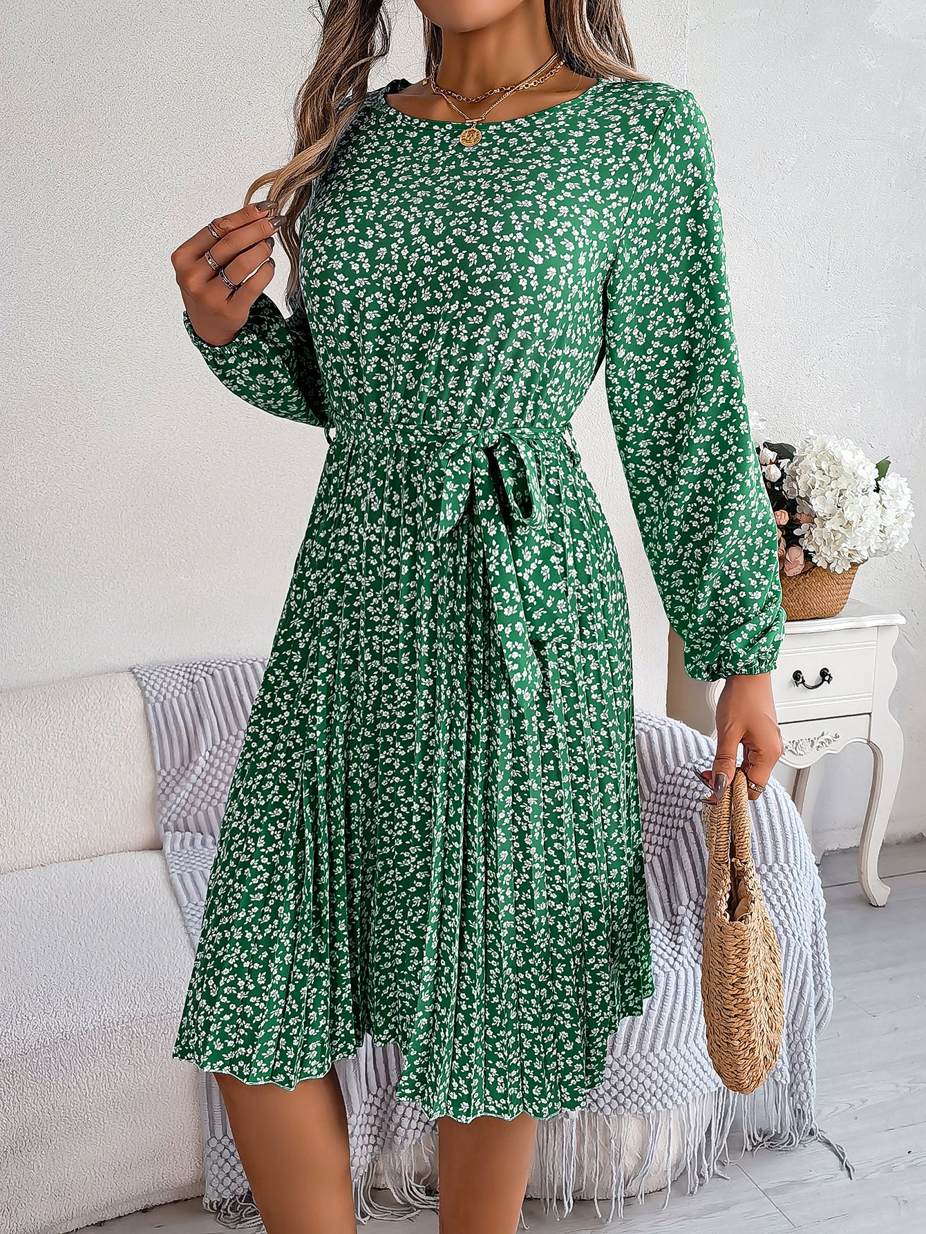 Robe Plissée Fleurie Femme – Taille Haute & Manches Longues