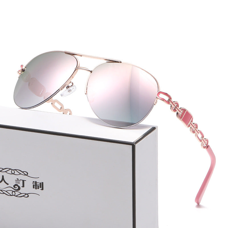 Lunettes de soleil carrées tendance femme