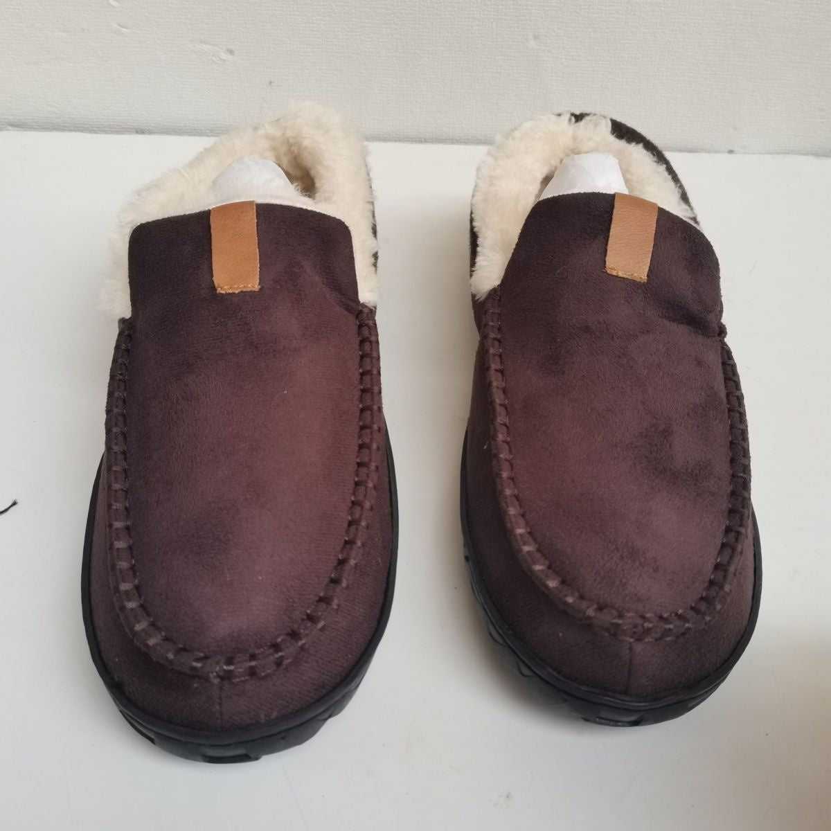 Chaussons Homme Fourrés Antidérapants – Confort Hiver