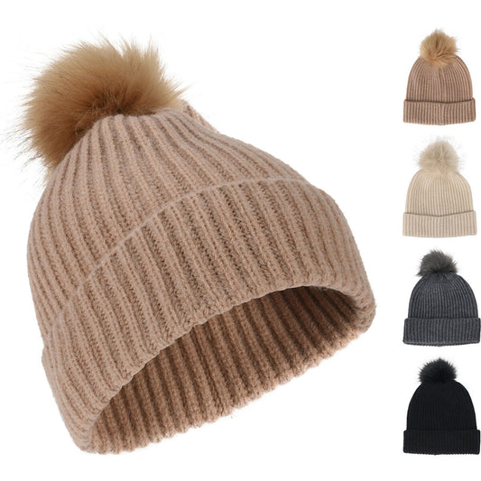 Bonnet Pompon “Chapeau à Vie” – Style & Douceur