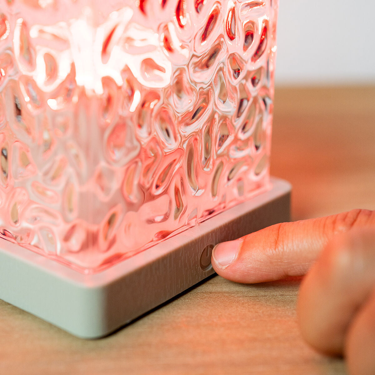 Projecteur LED Rechargeable – Ambiance Moderne & Éclairage Design 💡