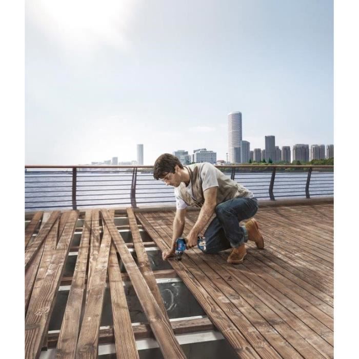 Perceuse-visseuse Bosch Professional GSR 18V-50 + 2 batteries 2,0Ah + chargeur GAL 18V-20 + 43 accessoires + Sacoche