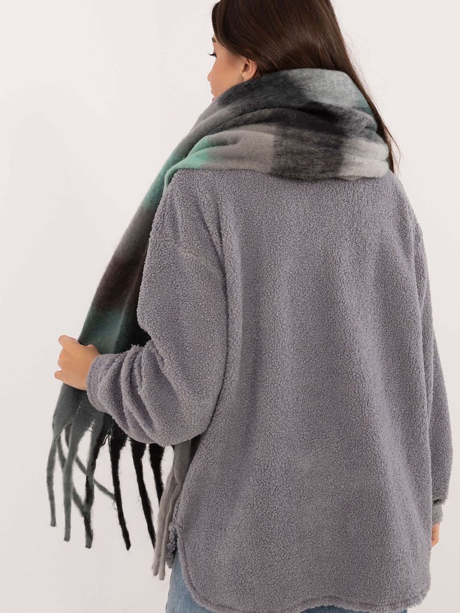 🧣 Châle Doux à Carreaux – Écharpe d’Hiver Élégante