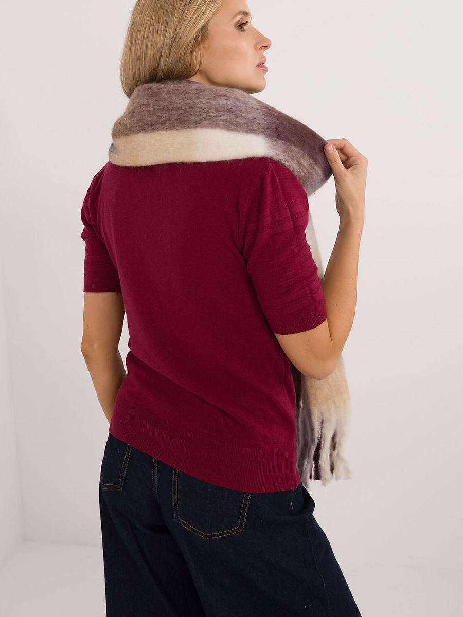 🧣 Châle Doux à Carreaux – Élégance Hivernale