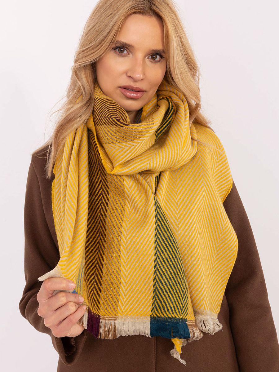 Châle model 206043 AT