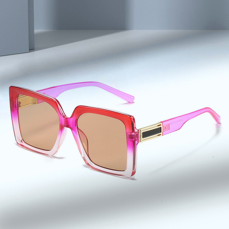Lunettes de soleil carrées femme – Monture épaisse et style moderne