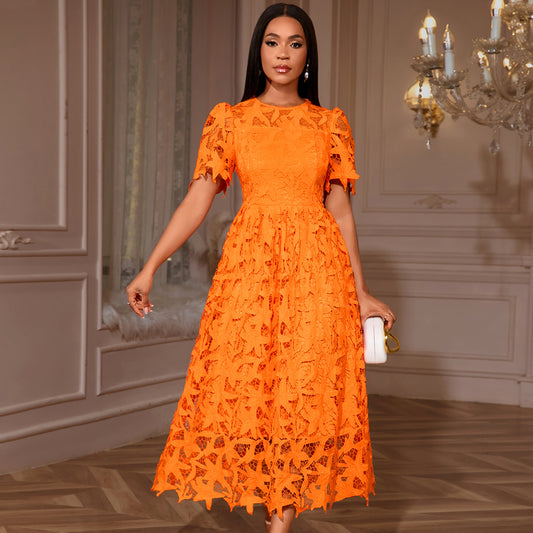 Robe Élégante Dentelle Col Rond – Style Chic & Féminin