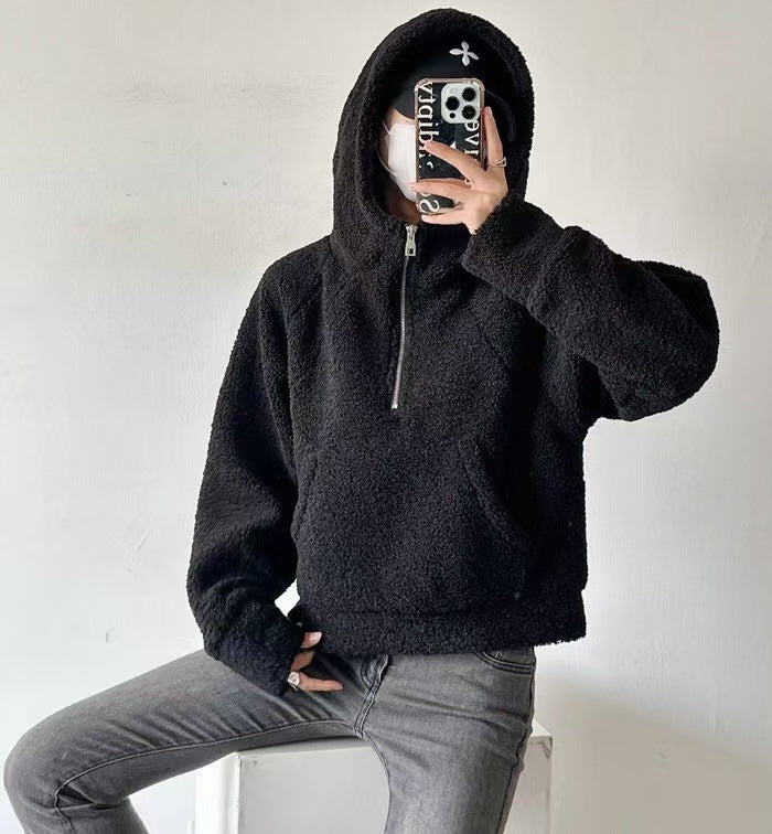 Sweat à Capuche Femme Effet Laine – Demi-Zip Confort & Tendance