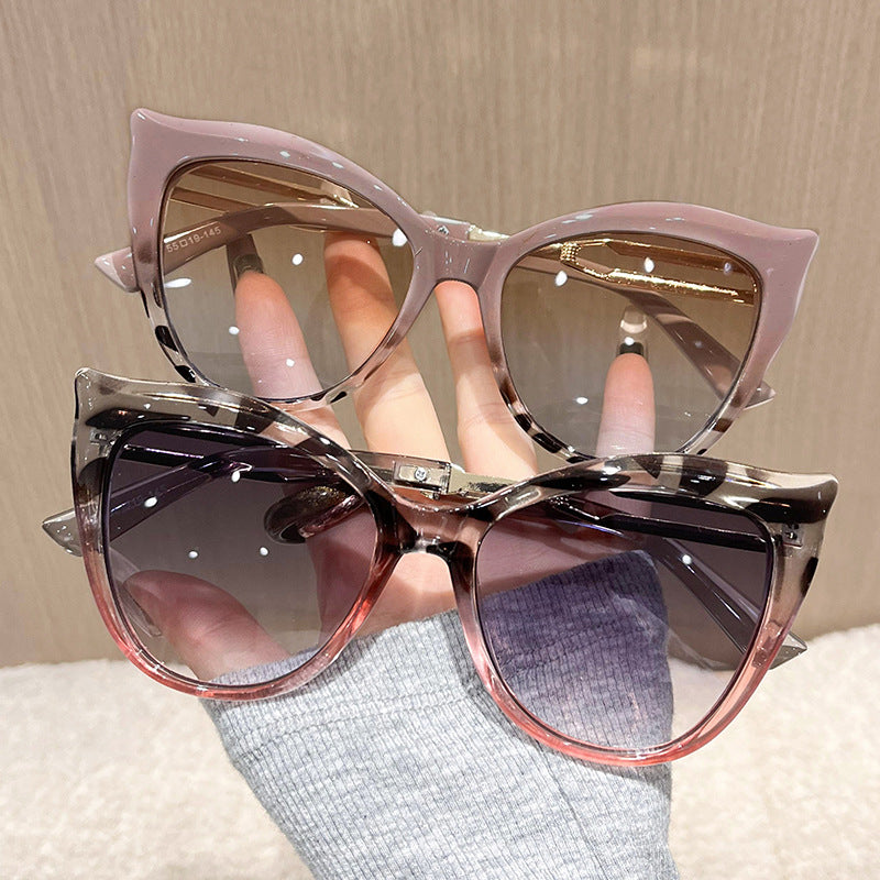 Lunettes de soleil oversize élégantes femme