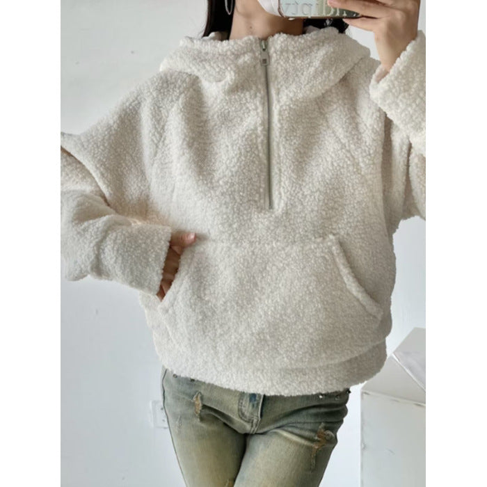 Sweat à Capuche Femme Effet Laine – Demi-Zip Confort & Tendance