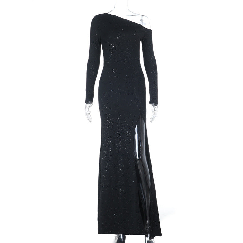 Robe Longue Noire Fendue – Manches Longues & Effet Pailleté