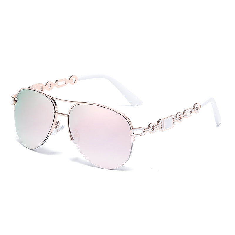 Lunettes de soleil carrées tendance femme