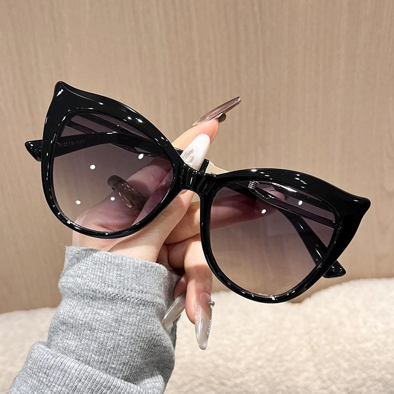 Lunettes de soleil oversize élégantes femme