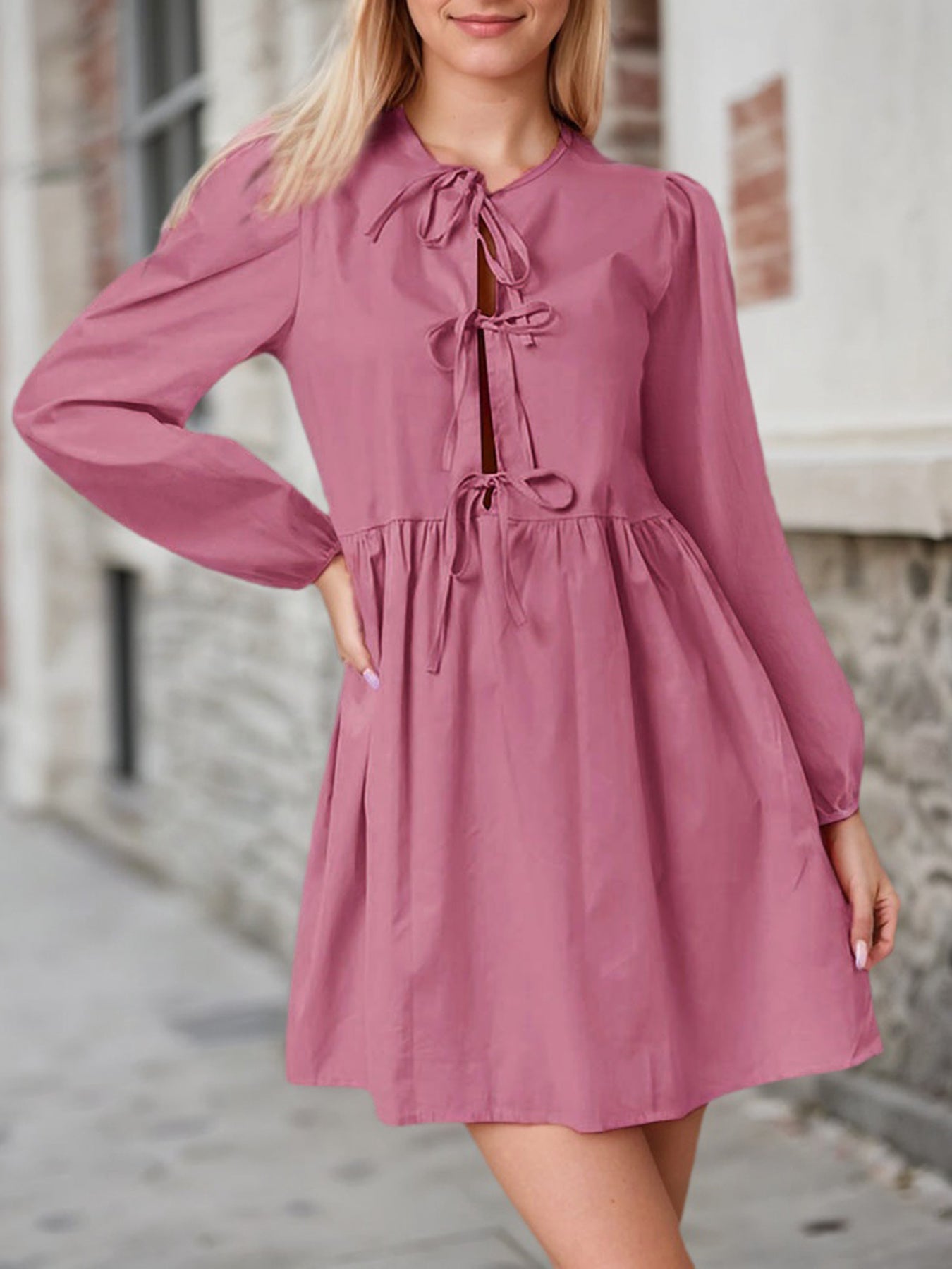 Robe courte femme manches bouffantes – coupe évasée élégante